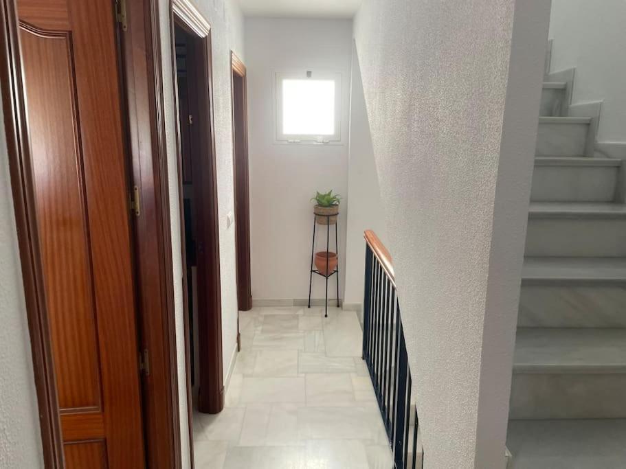Casa Lola Conil, Azotea Al Mar Y Parking Solo Familias O Parejas Villa Conil De La Frontera Luaran gambar