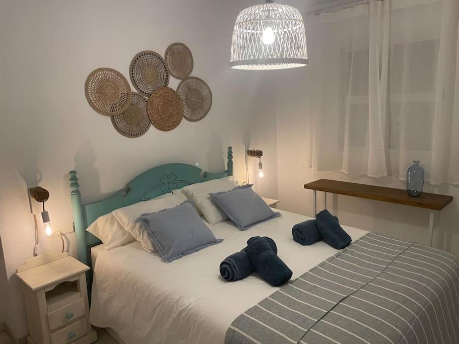 Casa Lola Conil, Azotea Al Mar Y Parking Solo Familias O Parejas Villa Conil De La Frontera Luaran gambar