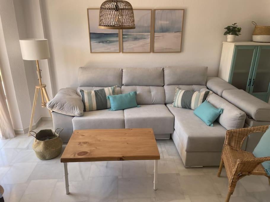 Casa Lola Conil, Azotea Al Mar Y Parking Solo Familias O Parejas Villa Conil De La Frontera Luaran gambar